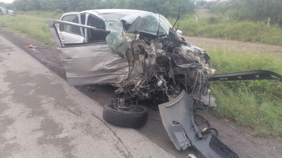 
Accidente en el Anillo Periférico deja dos lesionados en Escobedo
