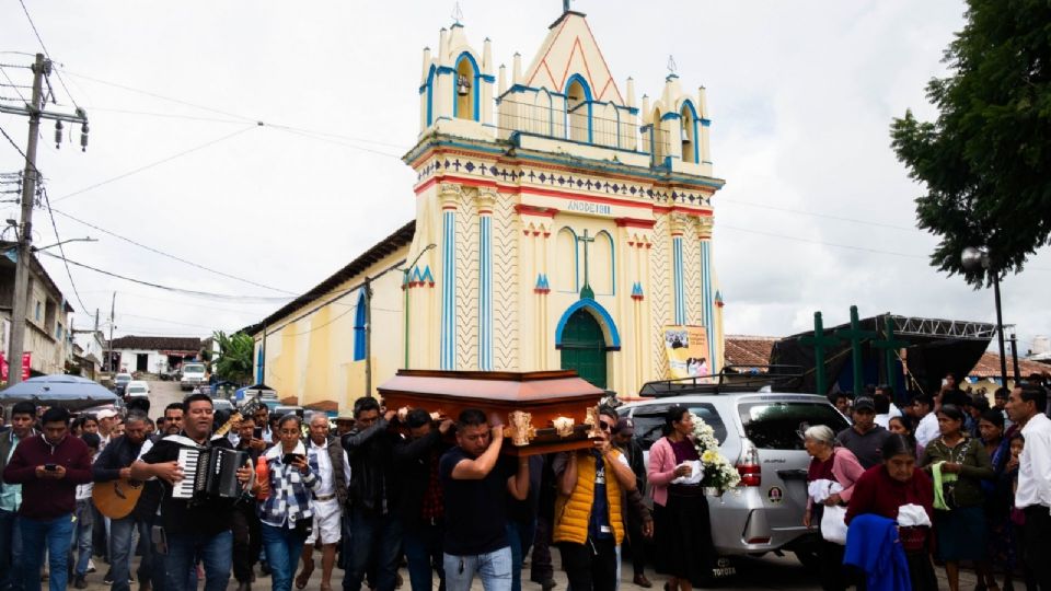 La violencia en Chiapas se intensifica y piden un alto tras la muerte del padre Marcelo Pérez.