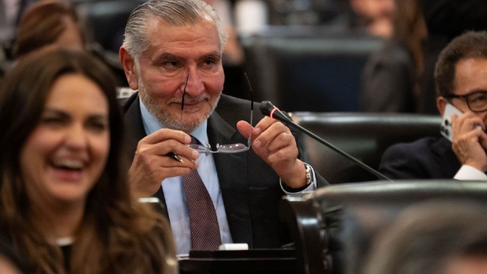 Augusto López agregó que los preceptos constitucionales deben considerarse mandatos inmunes a cualquier tipo de control