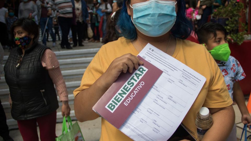 Si eres un alumno de alguna institución educativa de Nuevo León, tienes que saber que existen muchas becas a las que puedes aplicar.