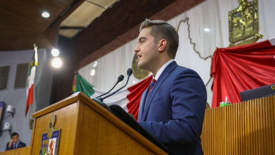 Diputado Jesús Elizondo Salazar.