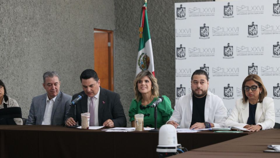 Mesa de trabajo 'Túnel de la Loma Larga”, convocada por legisladores del PAN.