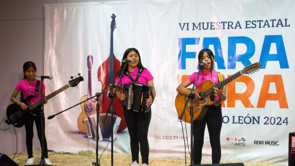 Este año, se logró reunir a una importante cantidad de grupos de música Fara Fara, procedentes de diversos municipios del estado.