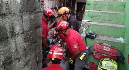 Hombre resulta herido tras desplome de placa en la colonia Popular