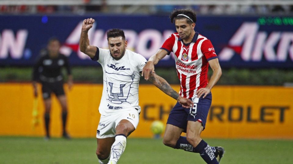 Chivas recibe a Pumas y te dejamos el horario y cómo seguir en vivo uno de los grandes compromisos de la jornada 15.