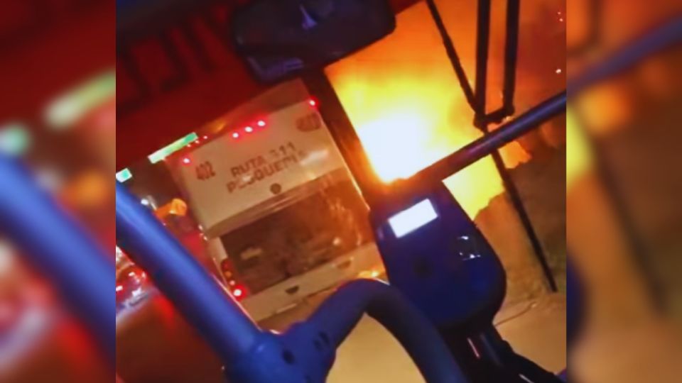 
Se incendia camión de la ruta 611 en Miguel Alemán | Video
