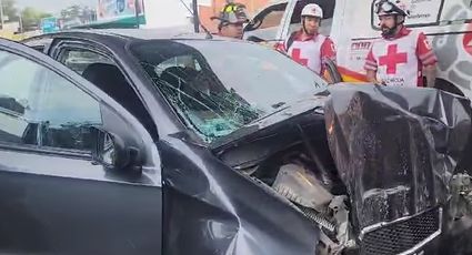 Choca contra muro del metro y resulta lesionado