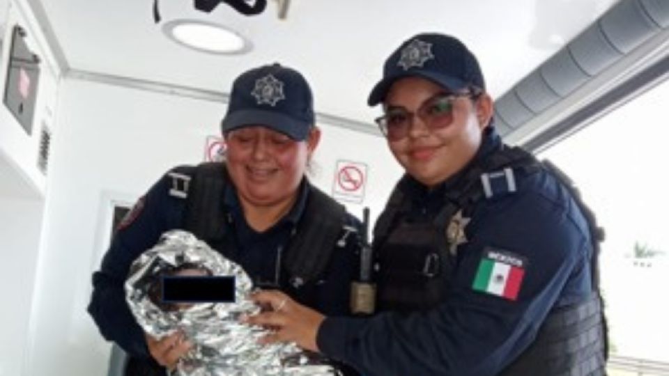 Los elementos Iván León y Yolanda Pacheco realizaban su recorrido de vigilancia cuando fueron alertados de la emergencia.