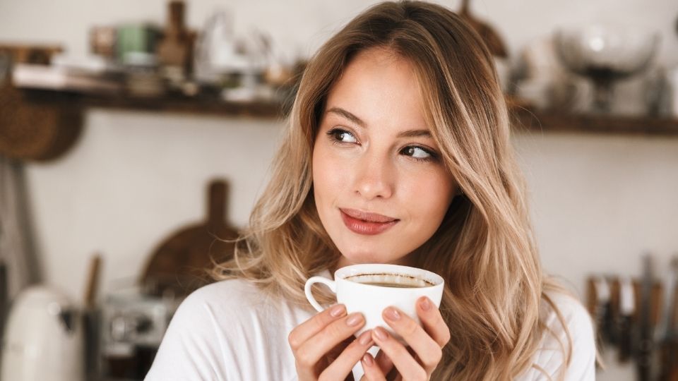 Beber café no es la única opción para obtener energía.