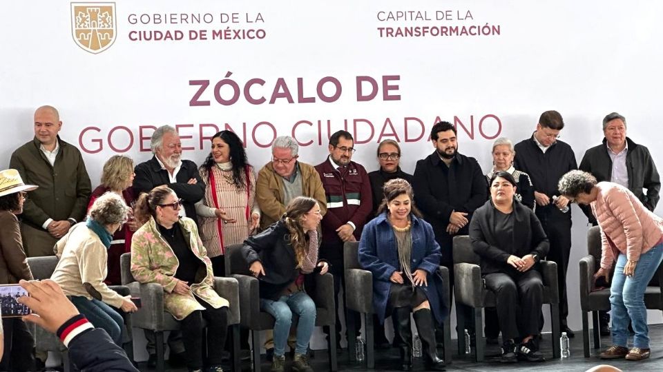 Brugada hizo recuento de 10 mil visitas hechas por ella al Zócalo en cuatro décadas, para hacer gestiones sociales.