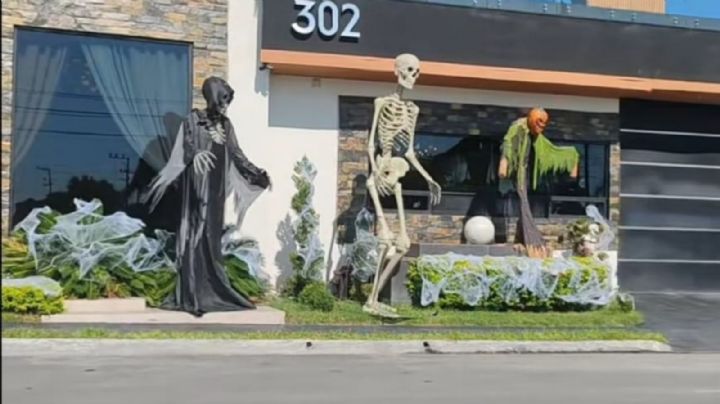 Lujosa casa de Monterrey se vuelve viral por su excéntrica decoración de Halloween