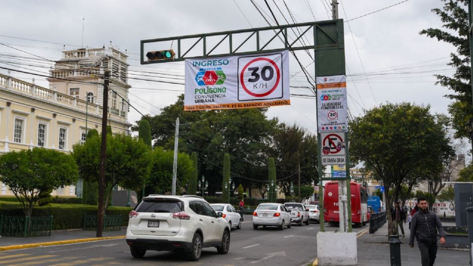 La Ciudad de México, debido al tamaño de su población, es la que más contribuye a la movilidad educativa nacional.