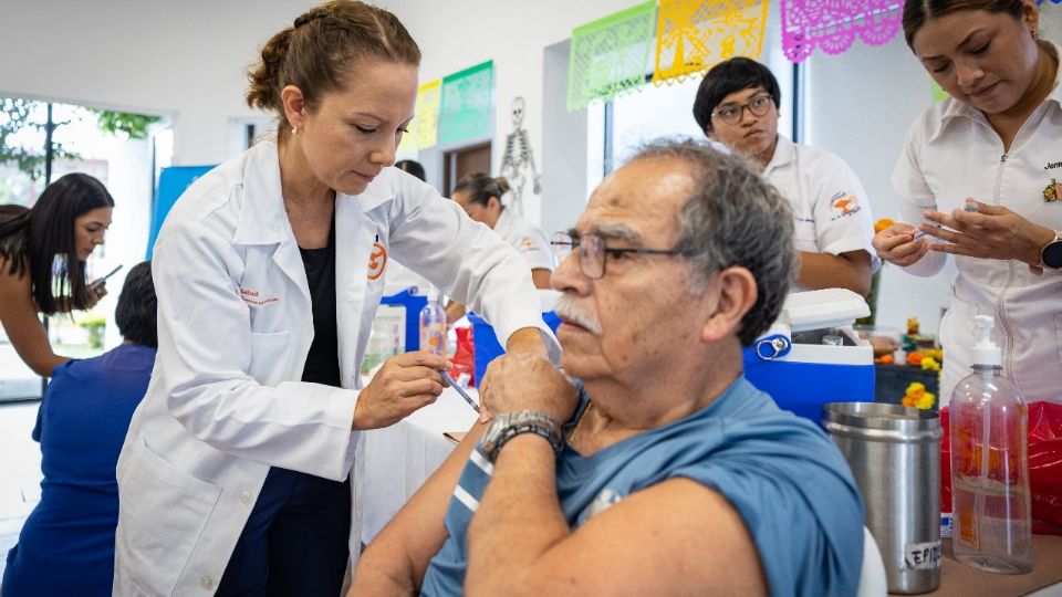 Jornada de vacunación contra influenza en Guadalupe.