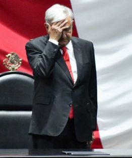 México entre balazos, abrazos y Calderón