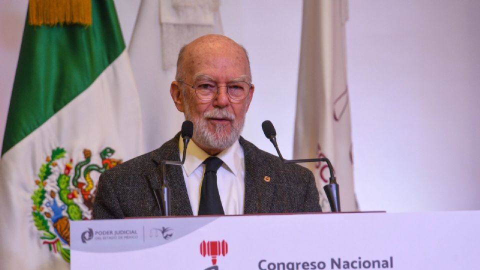 El ministro participó en un evento de la UNAM.