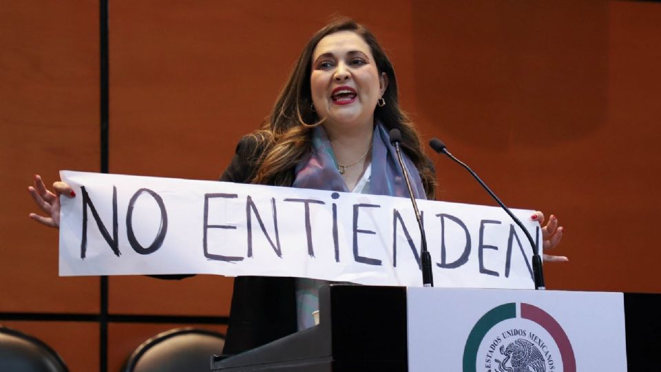 Cynthia López dejó el PRI tras 21 años.