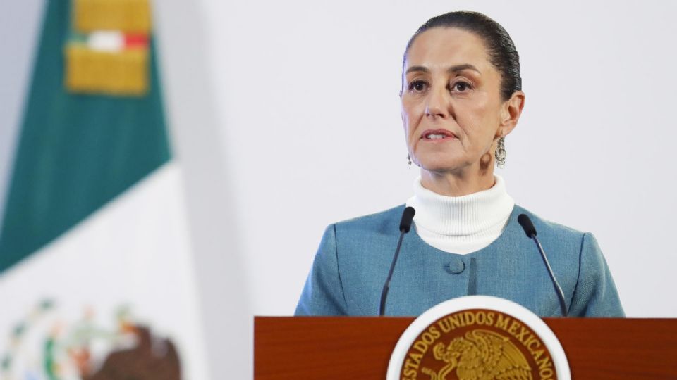 La presidenta Claudia Sheinbaum enfatizó que su gobierno mantendrá la defensa de los paisanos que radican en el vecino país.