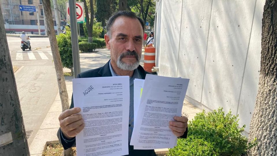 Adrián LeBarón solicitó una reunión con Omar García Harfuch.