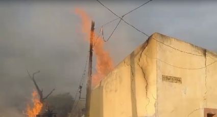 Incendio consume bodega de tarimas en Pesquería, no hay lesionados