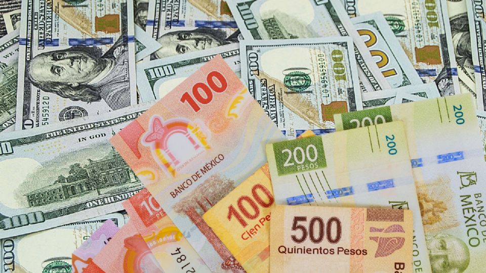 El dólar en México alcanzó su precio máximo durante la crisis sanitaria provocada por la Covid-19.
