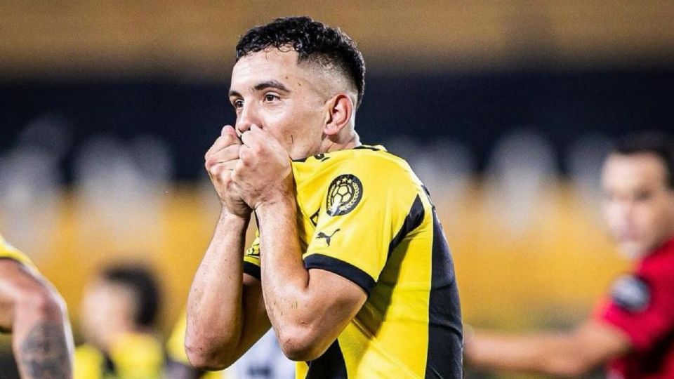 Leo Fernández enamoró a todo Peñarol y los fanáticos carboneros hicieron una insólita propuesta para su fichaje