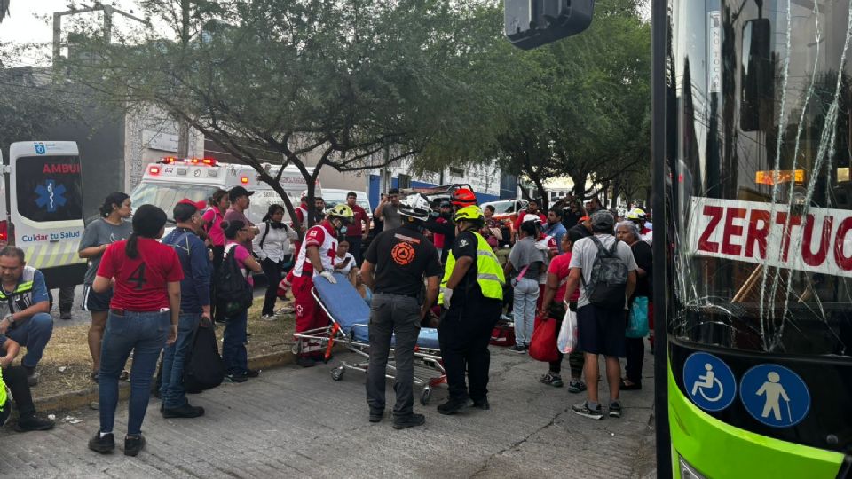 El incidente ocurrió en la avenida Eloy Cavazos, a la altura de la colonia Santa Rosa de Lima, en Guadalupe.