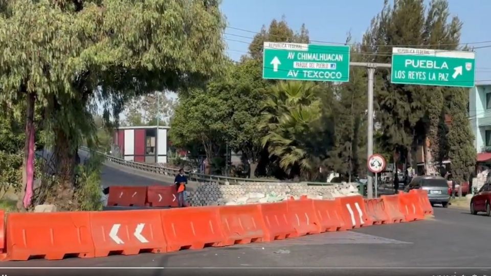 Considera el cierre a la circulación del puente vehicular de Av. República Federal en ambos sentidos.