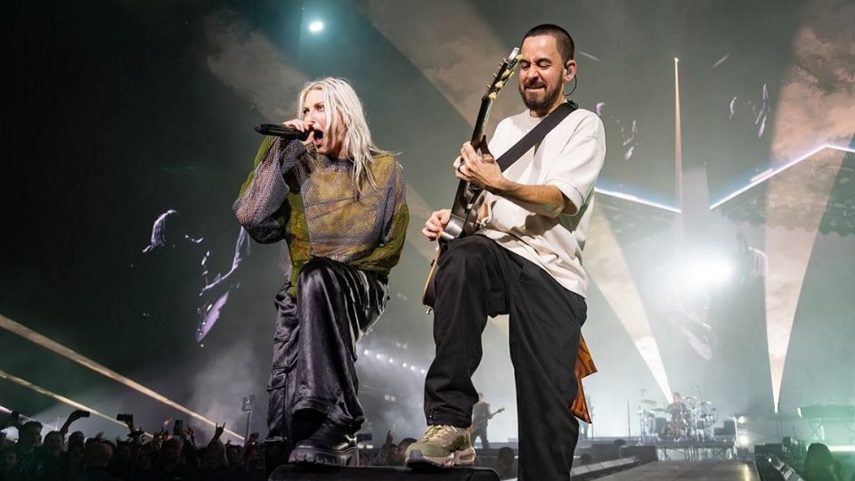 Linkin Park estrena 'From Zero' con nueva cantante e iniciará su gira mundial en México.