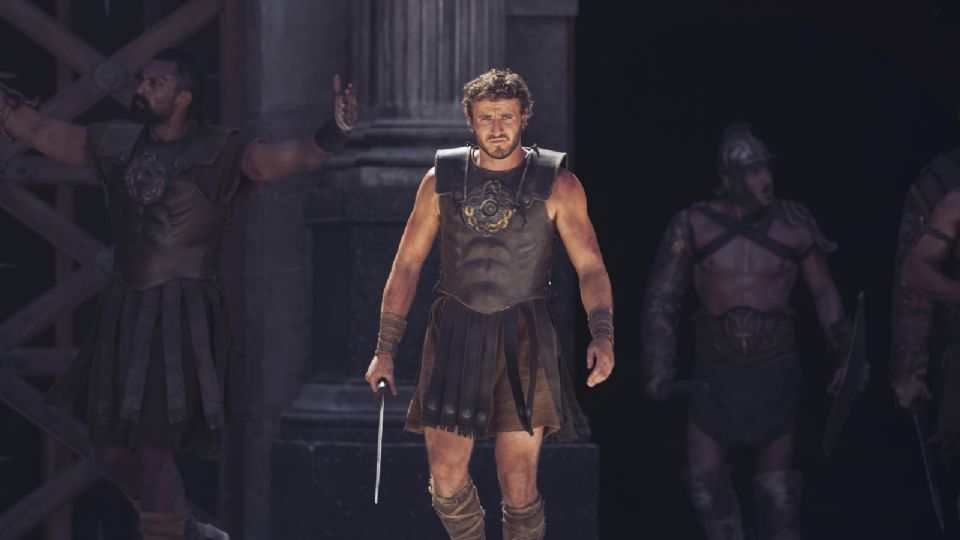 Ridley Scott estrenó  la segunda parte de una película por la que pocos apostaban: 'Gladiator', que fue un gran éxito e impulsó las carreras de Russel Crowe y Joaquin Phoenix.