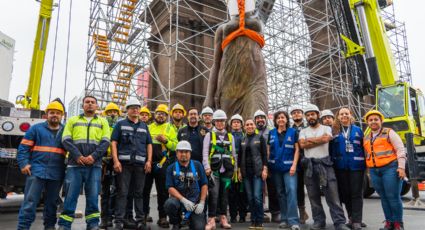 Desmontan alegoría del Arco de la Independencia para su restauración