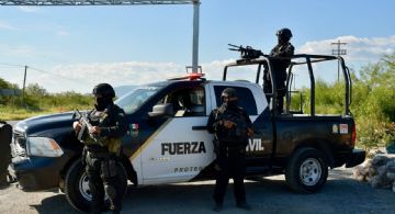 Encuentran cuerpo encobijado en autopista a Reynosa en Juárez