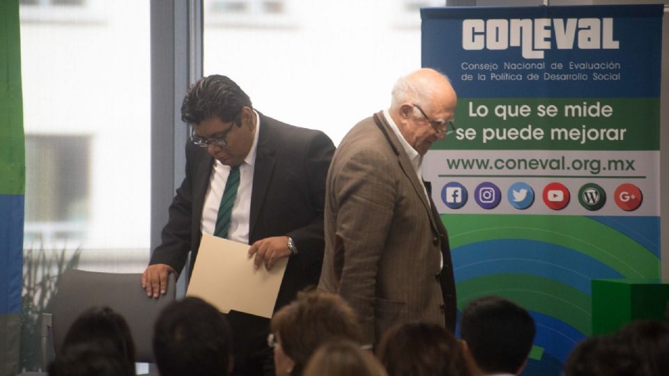 Coneval lamenta la pérdida de empleo de más de 200 profesionales altamente capacitado.