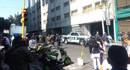 Autoridades locales y federales realizan un operativo en la plaza de chinos