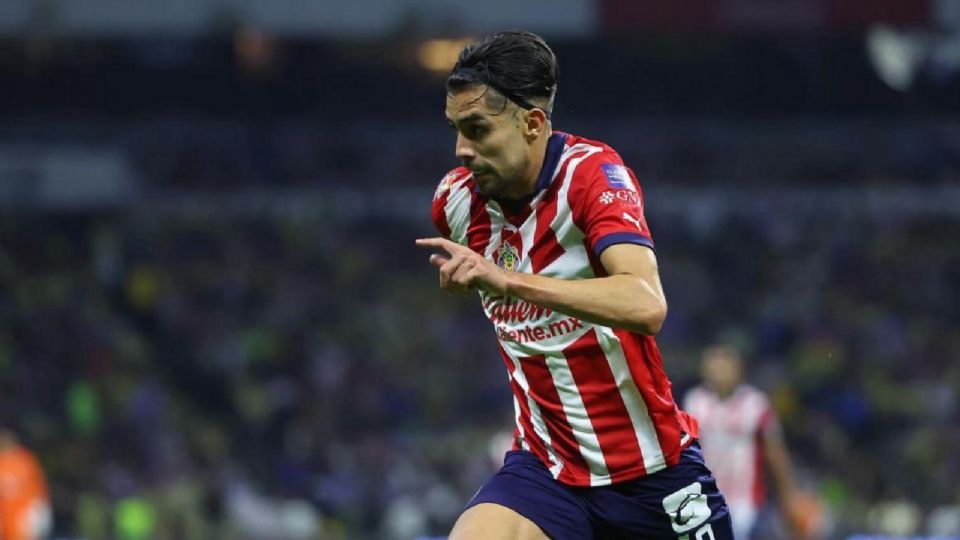 Lesión de Ricardo Marín impacta a Chivas: Así afectará al equipo en el cierre del torneo.