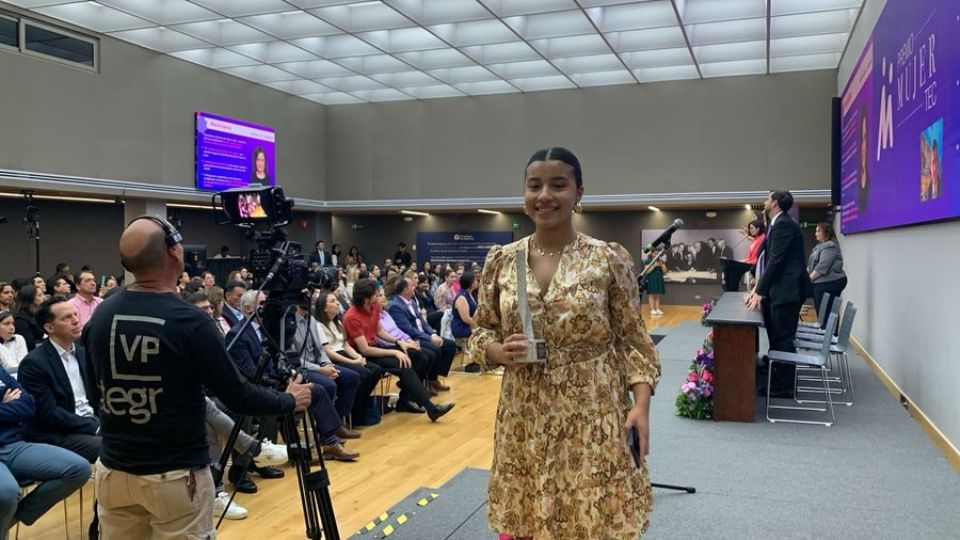 En la categoría de Emprendimiento del Premio Mujer Tec 2024 una de las ganadoras es Gabriela Angelina Bernal Ibáñez por su empresa Gama Construction.