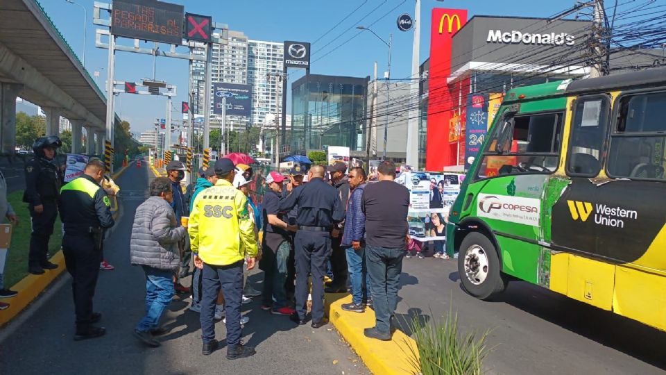 Autoridades lograron mediante el diálogo que los manifestantes retiraran el bloqueo.