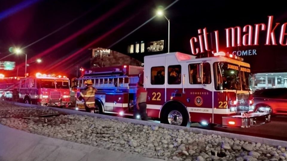 El hecho ocurrió en el primer piso de una plaza comercial.