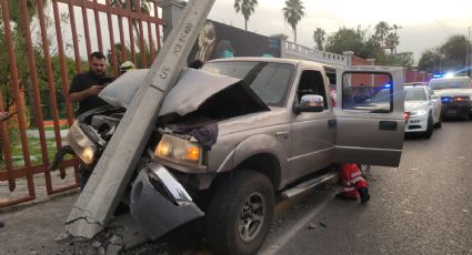 Choque frente al Parque España deja dos lesionados en Monterrey