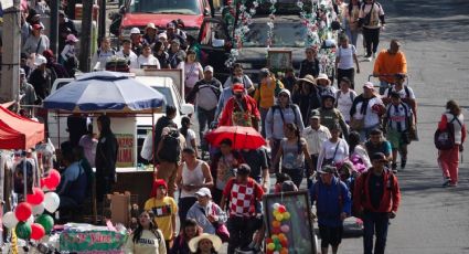 Abarrotan devotos atrio y santuario de Guadalupe, y sigue el arribo