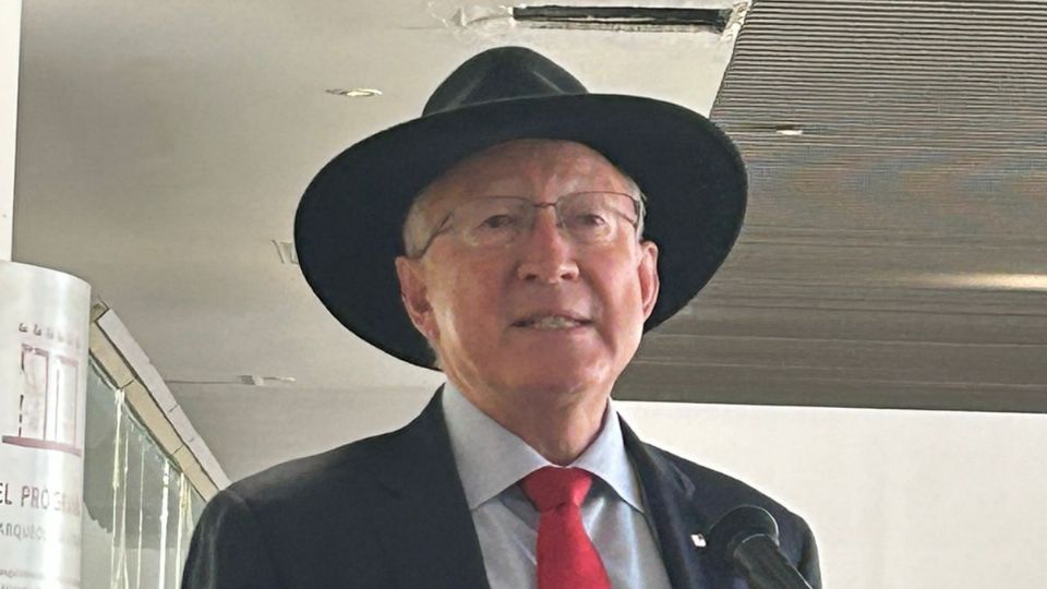 Ken Salazar, embajador de EU en México.