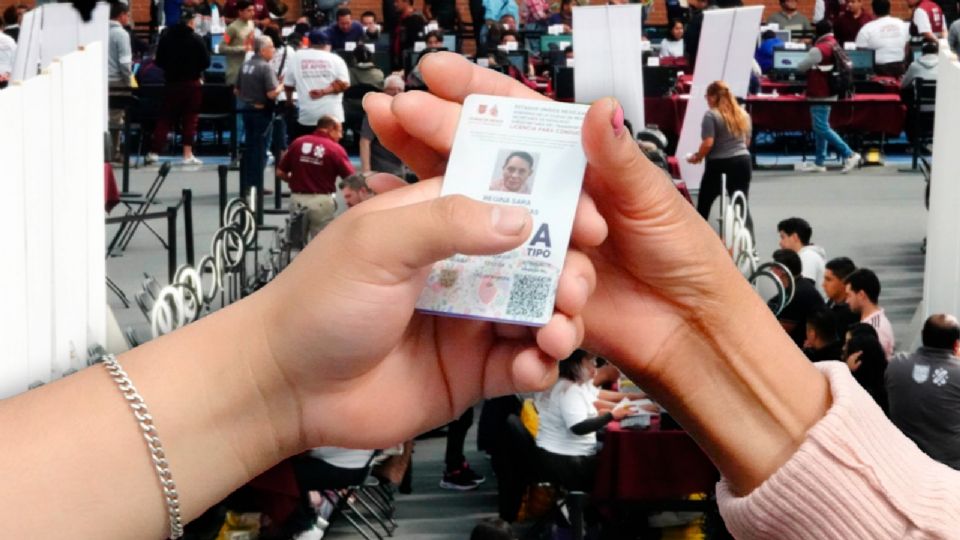 La licencia de conducir permanente CDMX tiene un costo de mil 500 pesos.