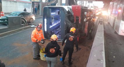 Volcadura de camión urbano deja 9 lesionados en Guadalupe