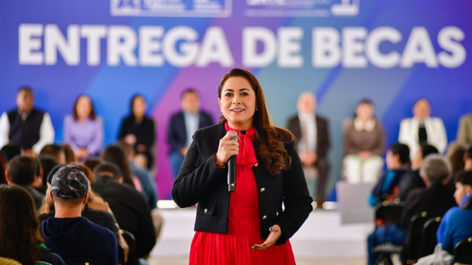 Tere Jiménez, gobernadora de Aguascalientes.