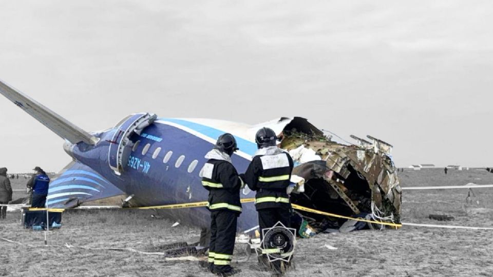 Entre los pasajeros del aparato aéreo había 37 azerbaiyanos, 16 rusos, 6 kazajos y tres kirguises.