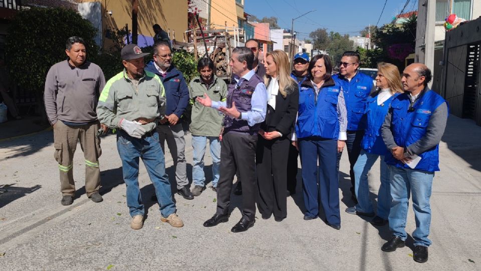 Para estos trabajos se habilitaron una retroexcavadora, así como varias unidades de Servicios Urbanos