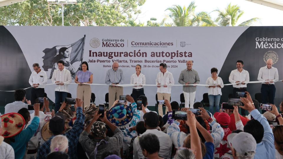 'Nos va a ir requetebién en Nayarit y en todo México', afirmó Sheinbaum Pardo ante las y los nayaritas.