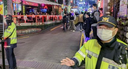 Hombre embiste con su automóvil a 13 personas en un mercado en Seúl