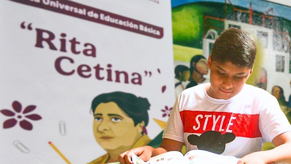 Los alumnos beneficiarios con la Beca Rita Cetina recibirán mil 900 pesos bimestrales.