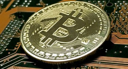 El bitcoin ya superó los 100 mil dólares ¿por qué la criptodivisa está creciendo tanto?