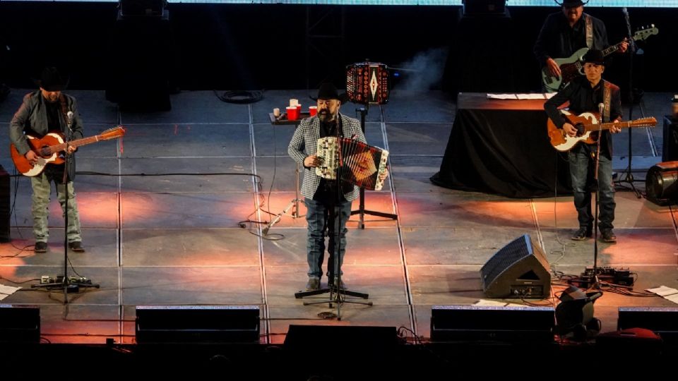 Concierto de Intocable en la Ciudad de México.